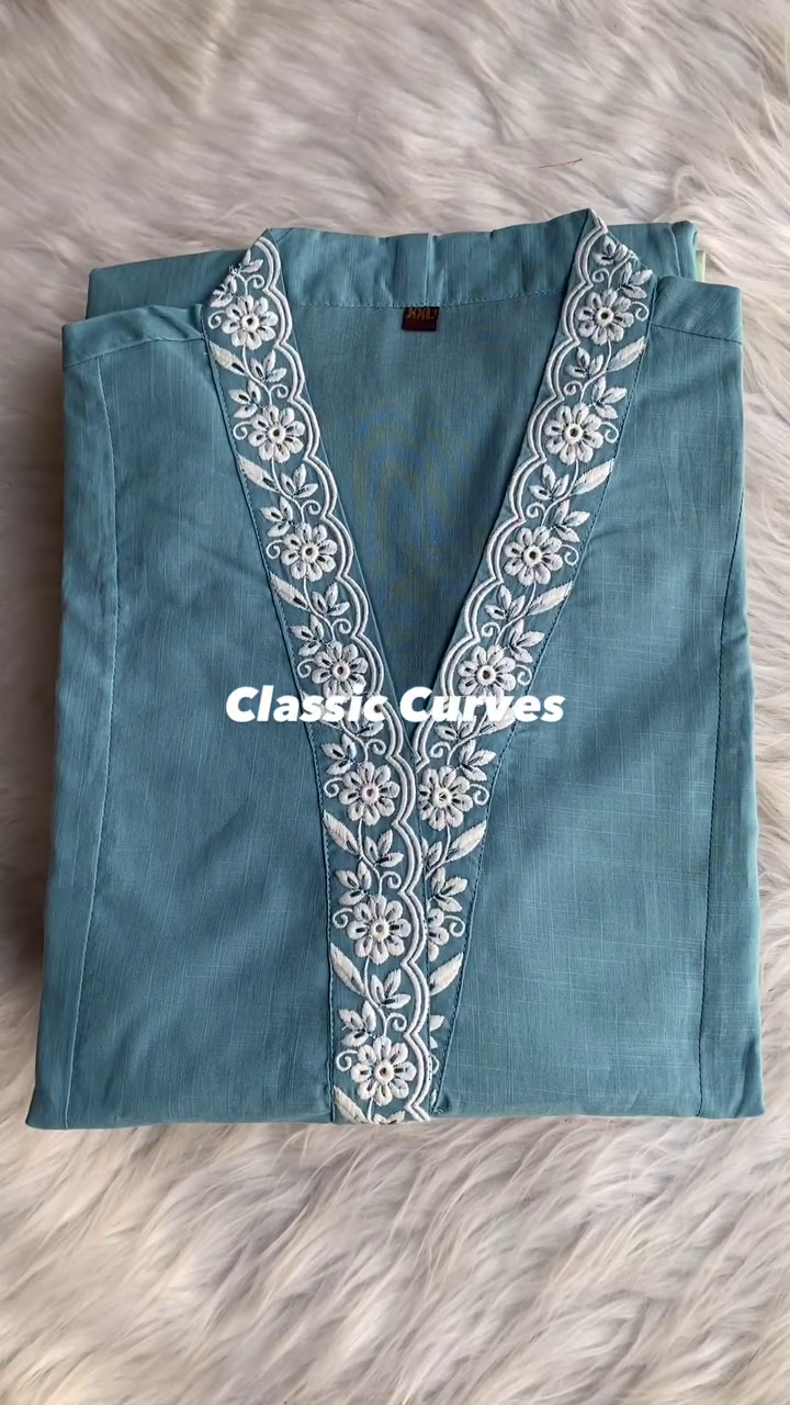 Sky Blue Ethnic Motifs Embroidered Round Neck Thread Work Straight Kurta A4