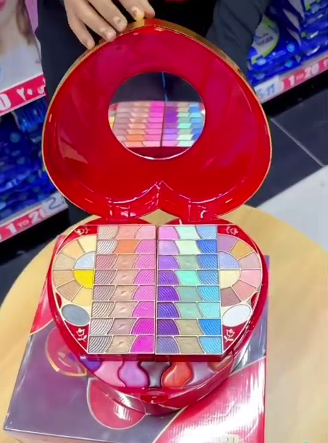 Heart Luxe Complete Makeup Vanity Box SNK SL3 13JAN3