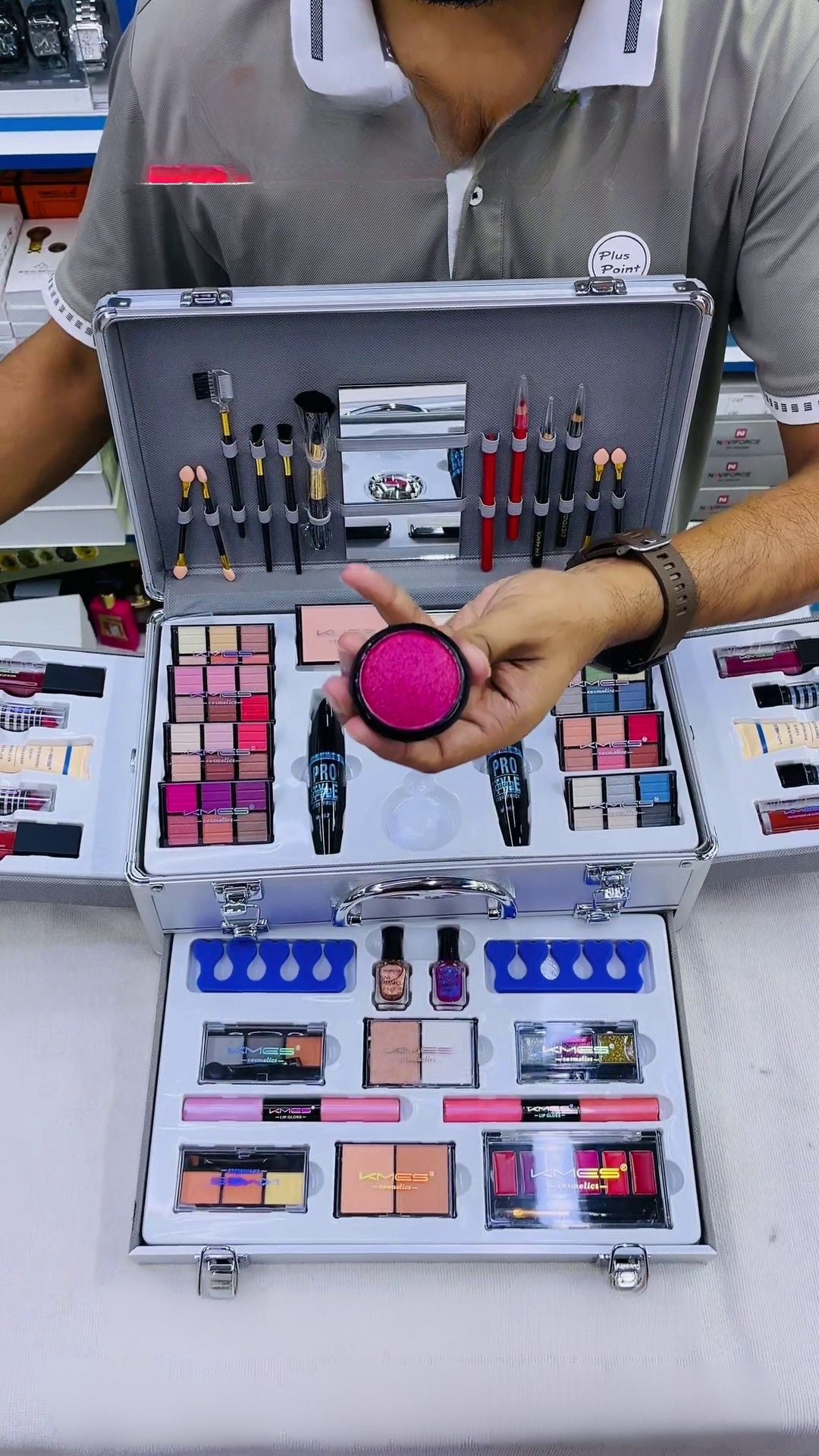 💄 Winter Fresh Beauty-On-Go Kit
