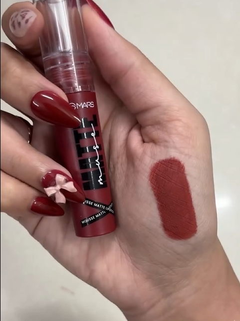 Velvet Kiss Lipstick 5JAN4 SL12