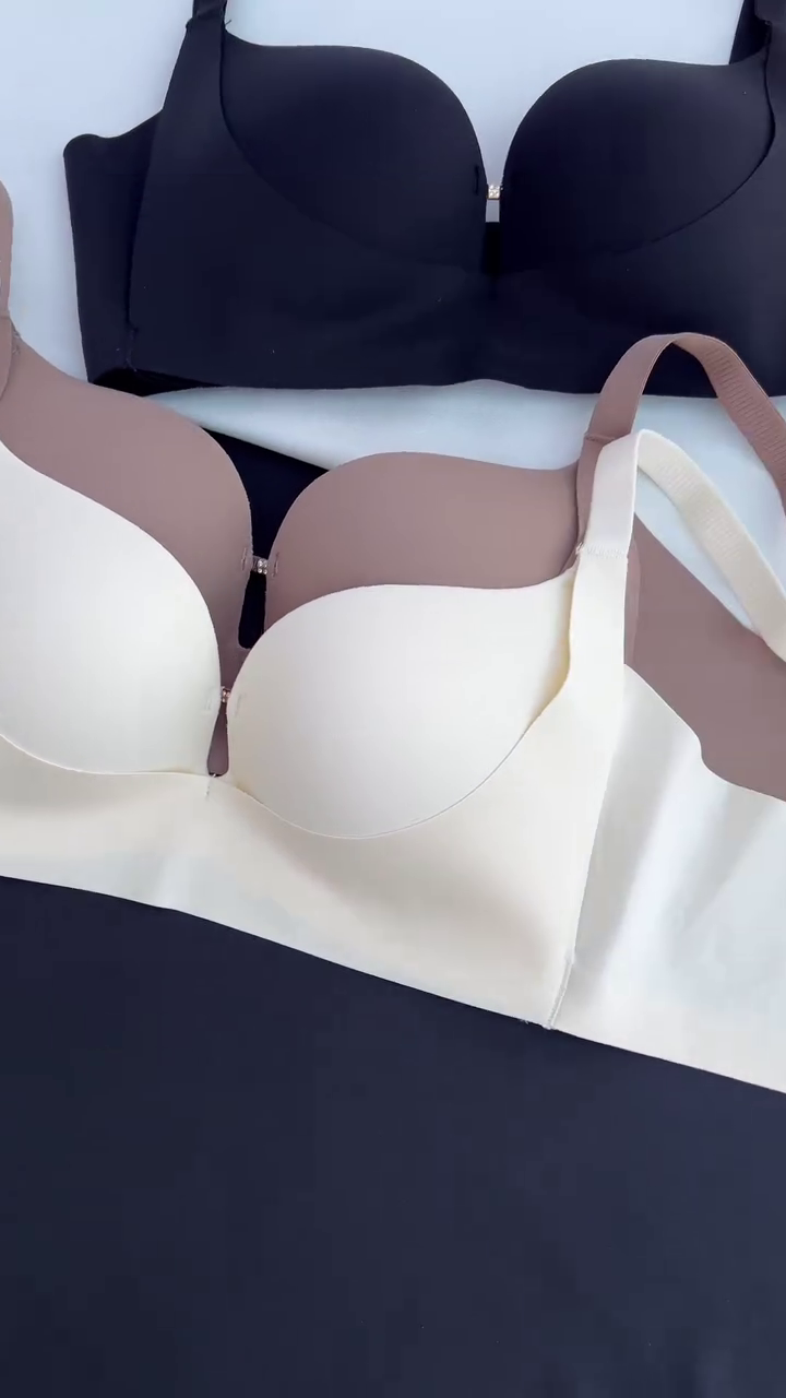 Trending T-shirt Bra Online