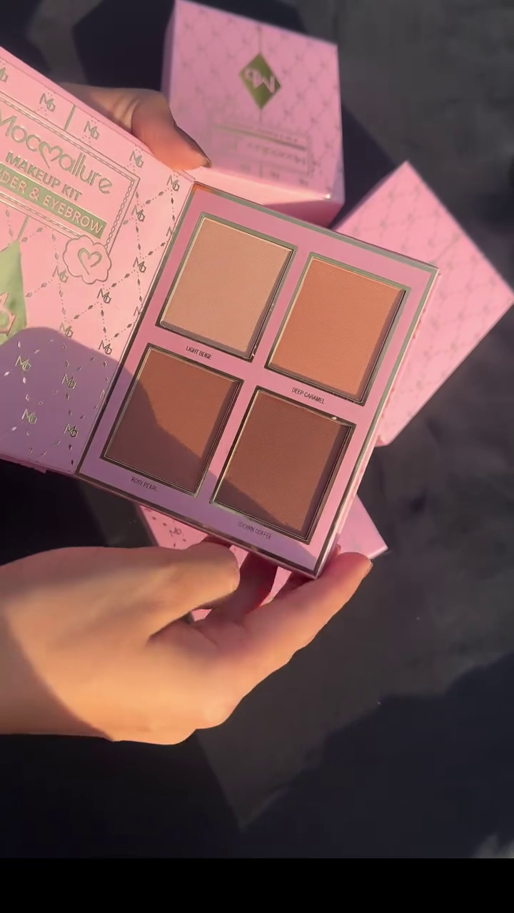 Mocullare 4 In 1 Makeup Book Palette With Eyeshadow,Blusher,Highlighter, Lipstick NK4(17M)