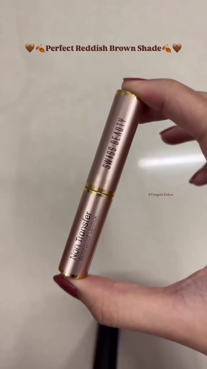 Non Transfer waterproof Lipsrick 8JN 2