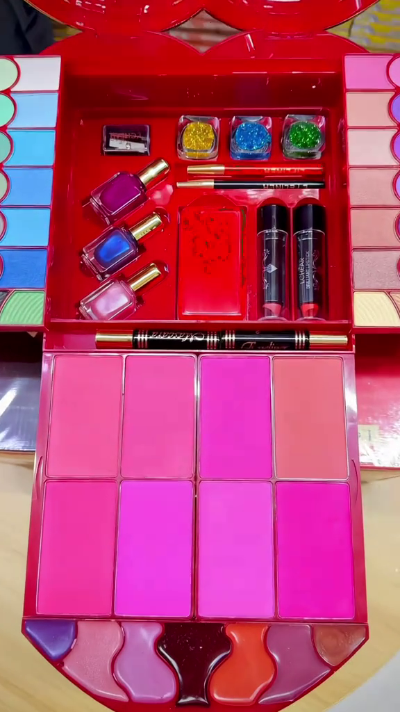 🎀 Snowfall Glam Beauty Organizer