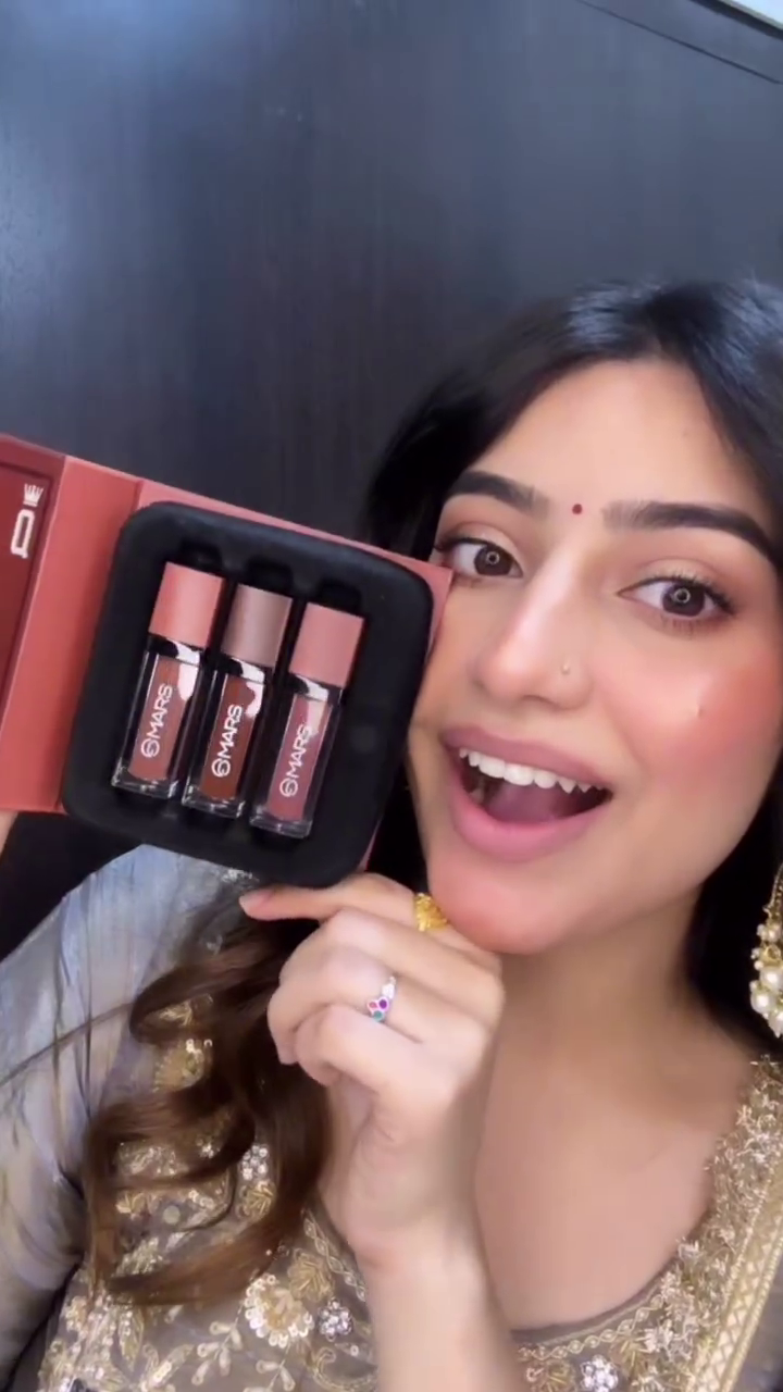 Nude Bloom Soft Touch Lip Color 3JAN8