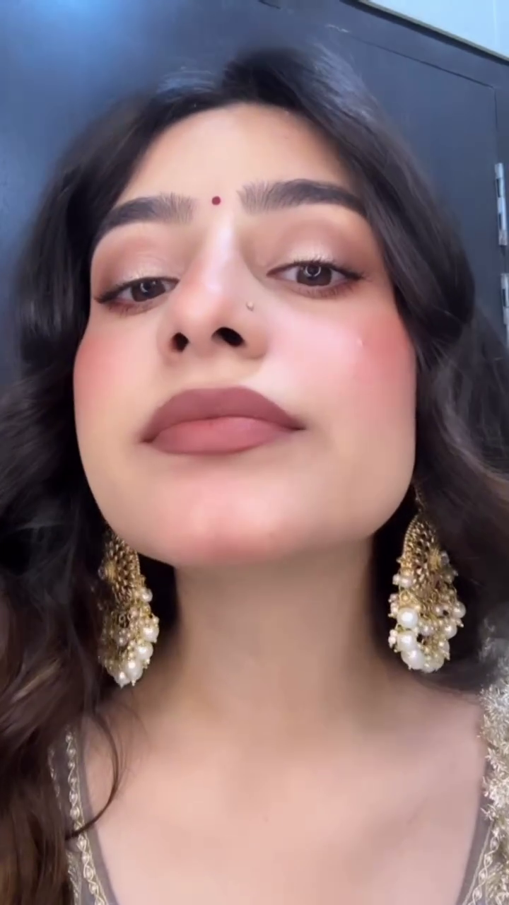 Nude Bloom Soft Touch Lip Color 3JAN8