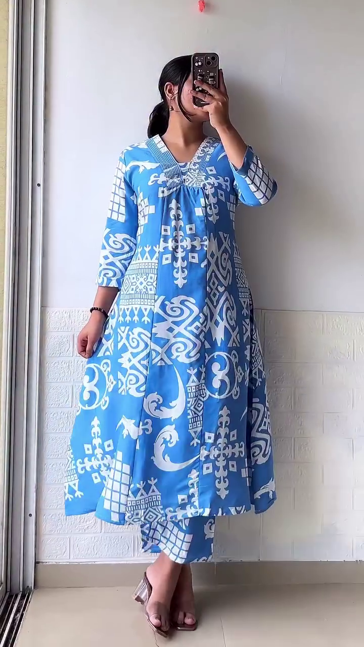 Daily Wear Kurti Printed with Simple office work
