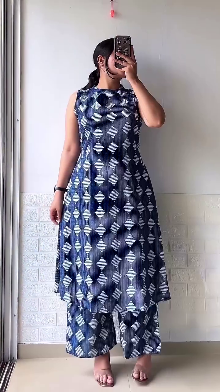 Daily Wear Kurti Printed with Simple office work
