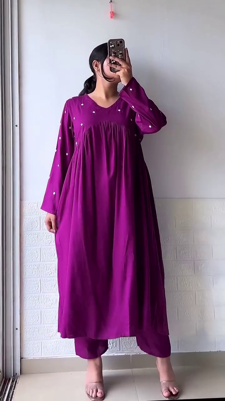 Daily Wear Kurti Printed with Simple office work